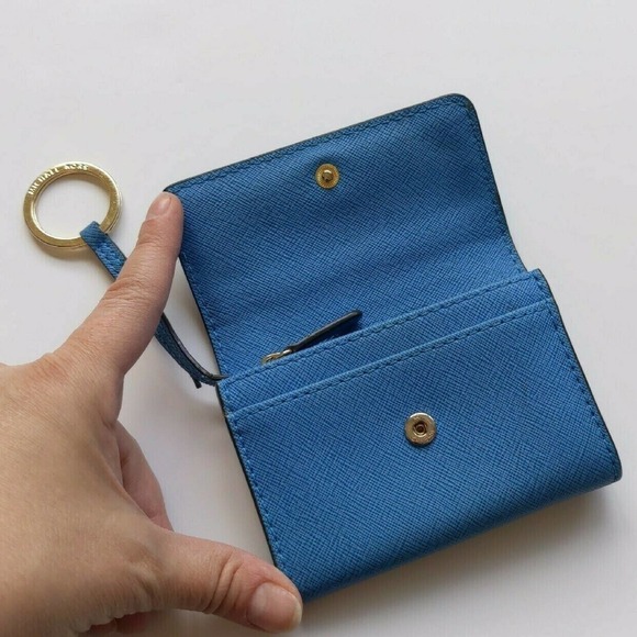 Michael Kors Blue Wallet Keychain - Picture 6 of 10